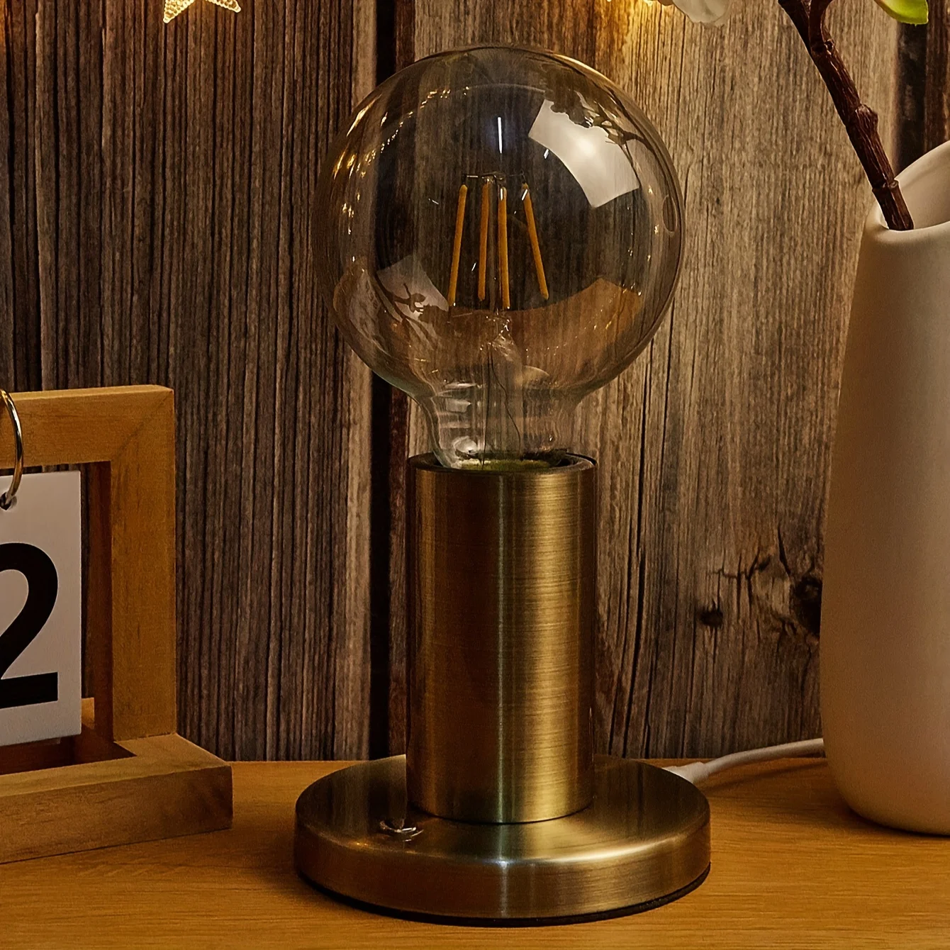 1pc Modern Table Lamp Electroplated Brushed Brass with Touch Stepless Dimming Charging Indicator Light Metal Base USB Powered