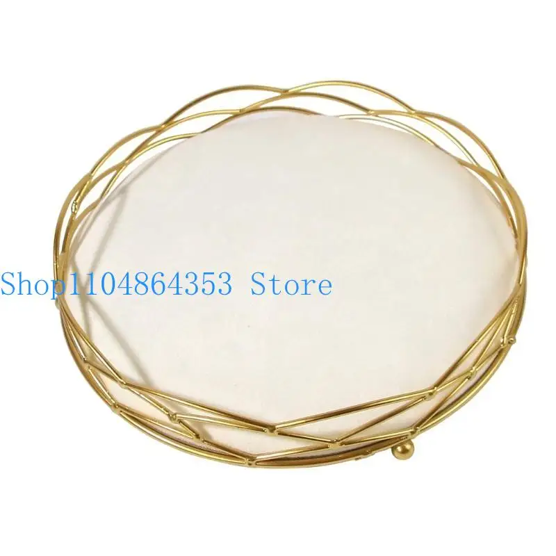 

652F Изысканная вешалка для ювелирных изделий, изготовленная из металла и мягких флокирующихся материалов.