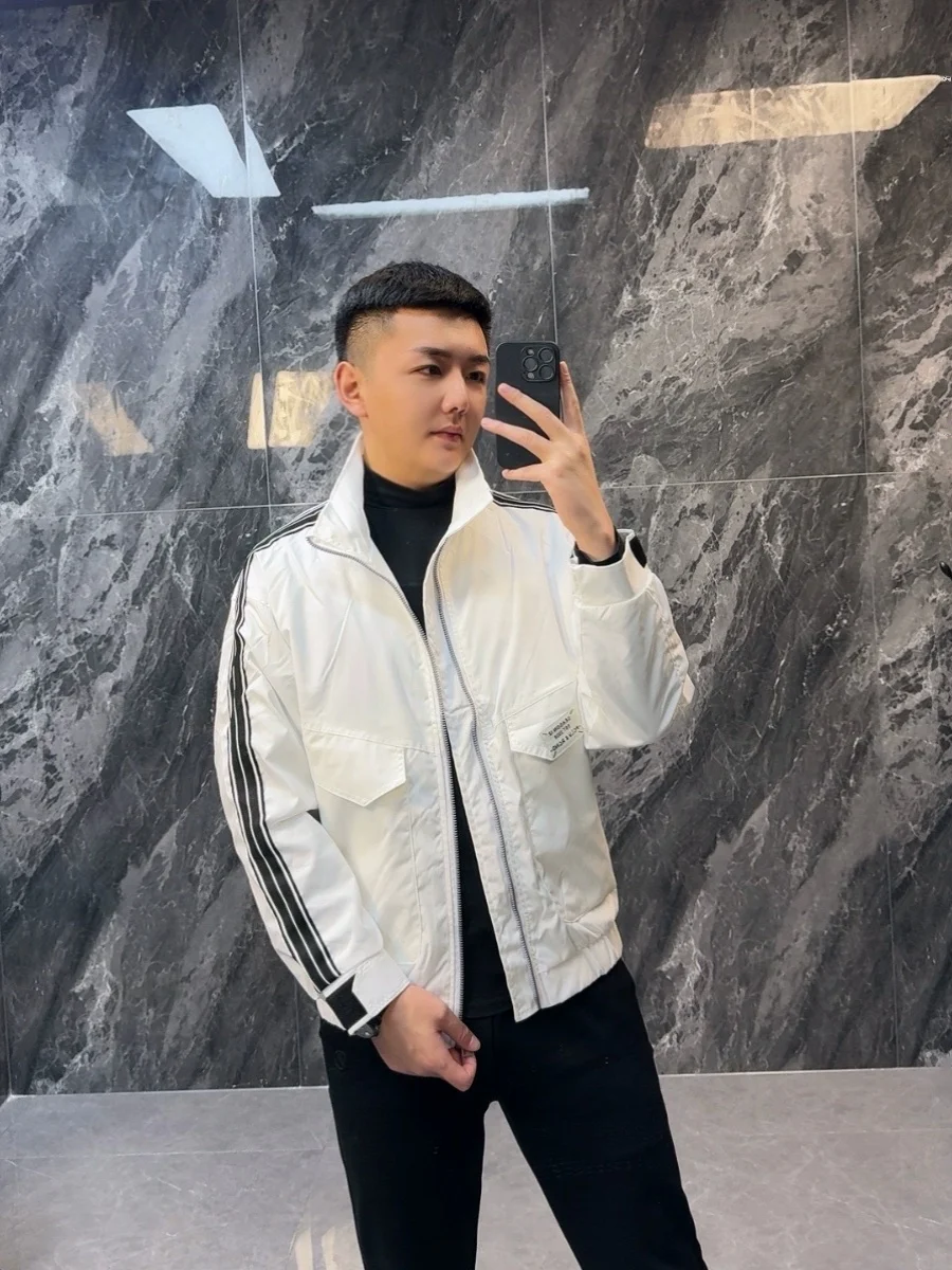 

Spring 2024 Men's Slim Fit Stripe Jaet Casual Sport Coat Youth Outerwear Zipper Closure Long Sve Anti-Wrinkle
