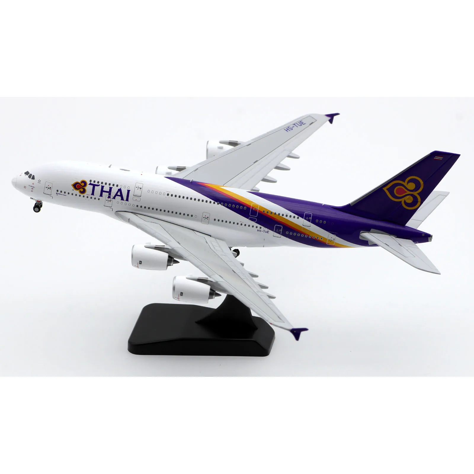 Jc wings 1:400 thai airays: staralliance \