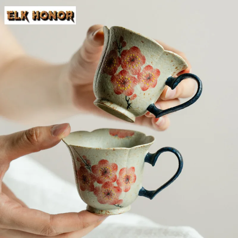 

75ml Hand-painted Plum Blossom With Handle Teacup Antique Tea Bowl Mug Tea-tasting Smelling Cup Jianzhan Master Cups Craft 1pc