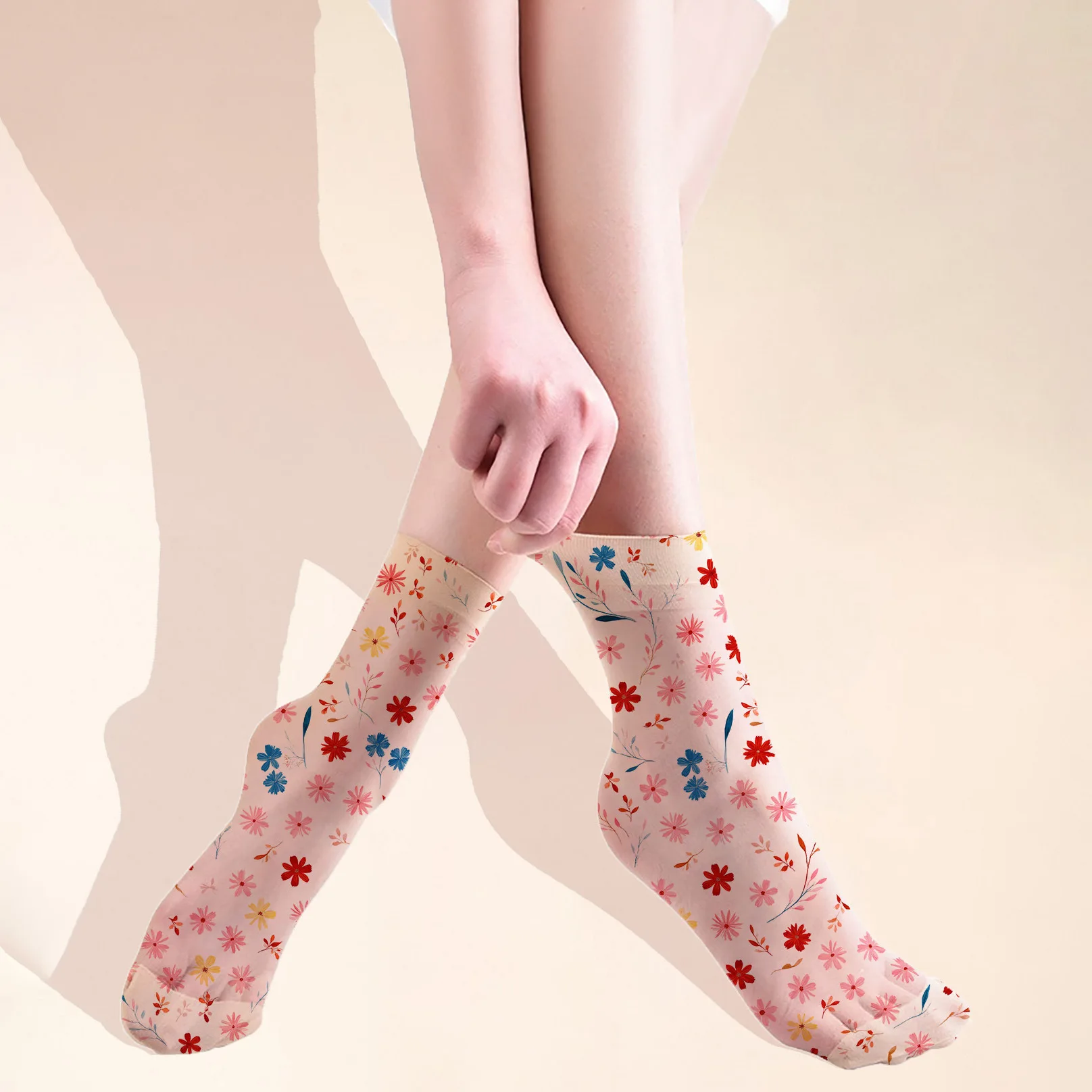 

New Socks for Women, Niche Fun Oil Painting Artistic Color Socks, Mid-High Tube Trendy Socks