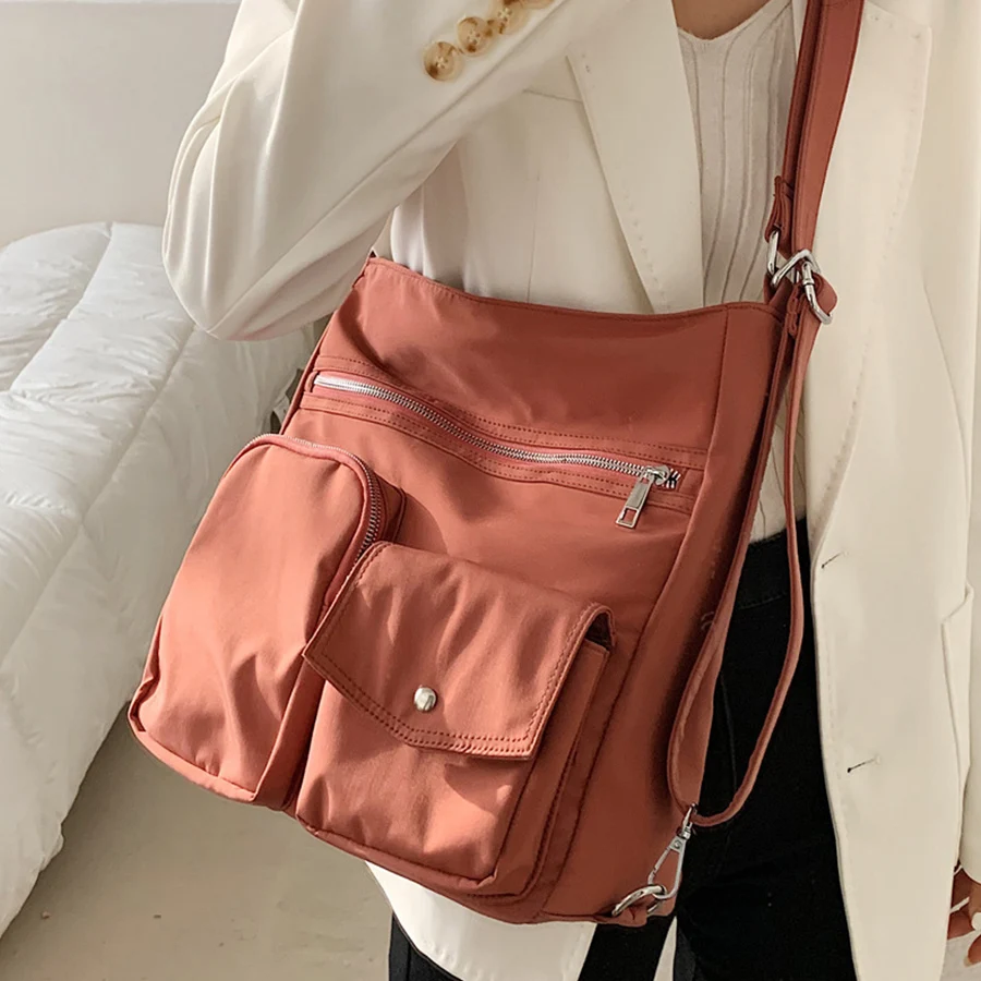 

Large Capaci Nylon Women's Tote Bag Autumn Winter Versatile Multiple Pockets Single Outdoor Crossbody Bag Fashion Commuter Bags