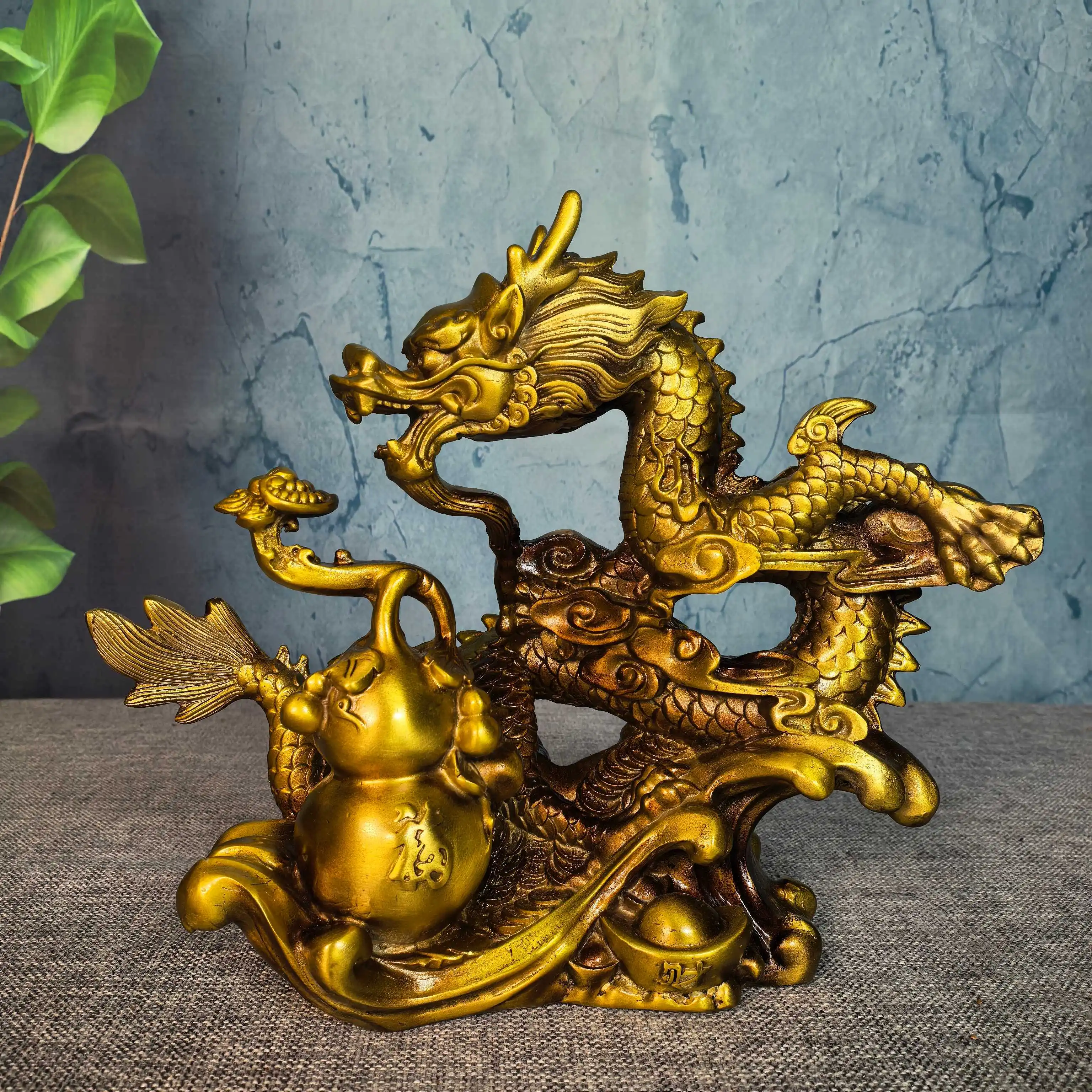 Brass Gourd Dragon Statue - Exquisite Antique-Style Decorative Art Piece for Home Décor and Unique Gifts