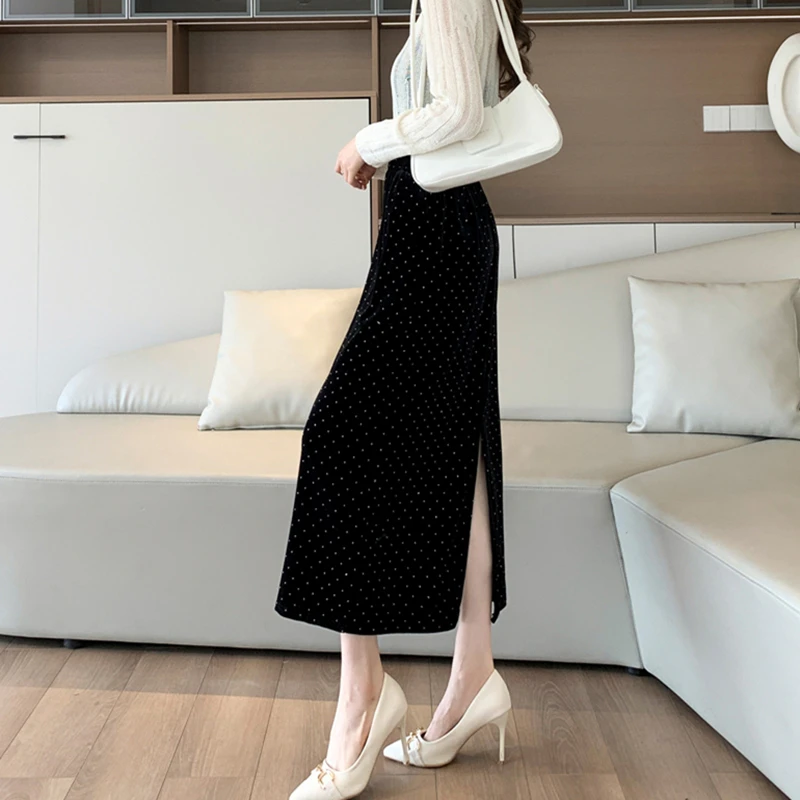 Women's Velvet Skirts Autumn Fashion Back Slit Straight Midi Skirt Ladies Elastic High Waist Sequined Hot Drilling Long Skirt