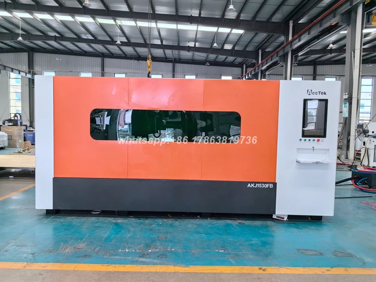 Manufacturer Sheet Metal Cutting Laser Machine 1KW Fiber Laser Cutting Machine For Stainless Steel Carbon Steel Mild Steel