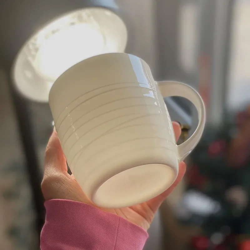 

320ML Large Capacity Pure White Ceramic Mug Creative Embossed Bone China Teacup Office and Household Water Utensils Drinkware
