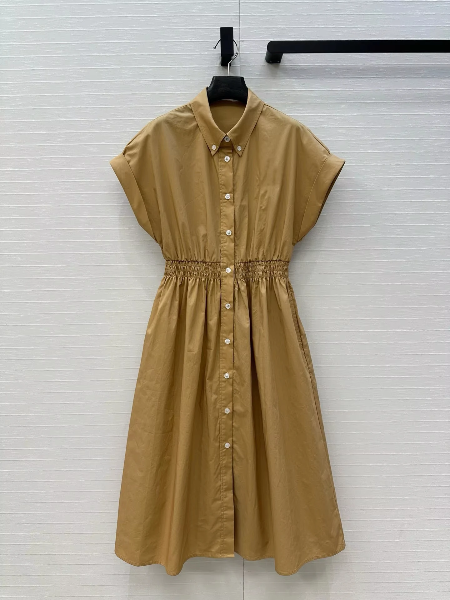 

Designer Brand Shirt Collar Dress, Stylish, With A Lapel, Off Shoulder, Rolled Up Sleeves Design, Suitable For Girls To Wear