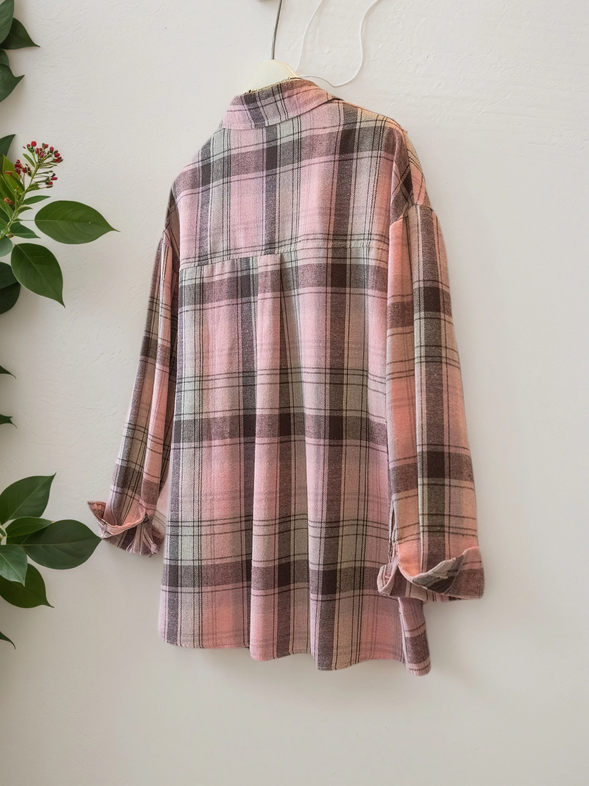Women Lapel Plaid Shirt Long Sleeve Button Down Oversized Loose Casual Pocket Lightweight Ladies Daily Blouse Tops