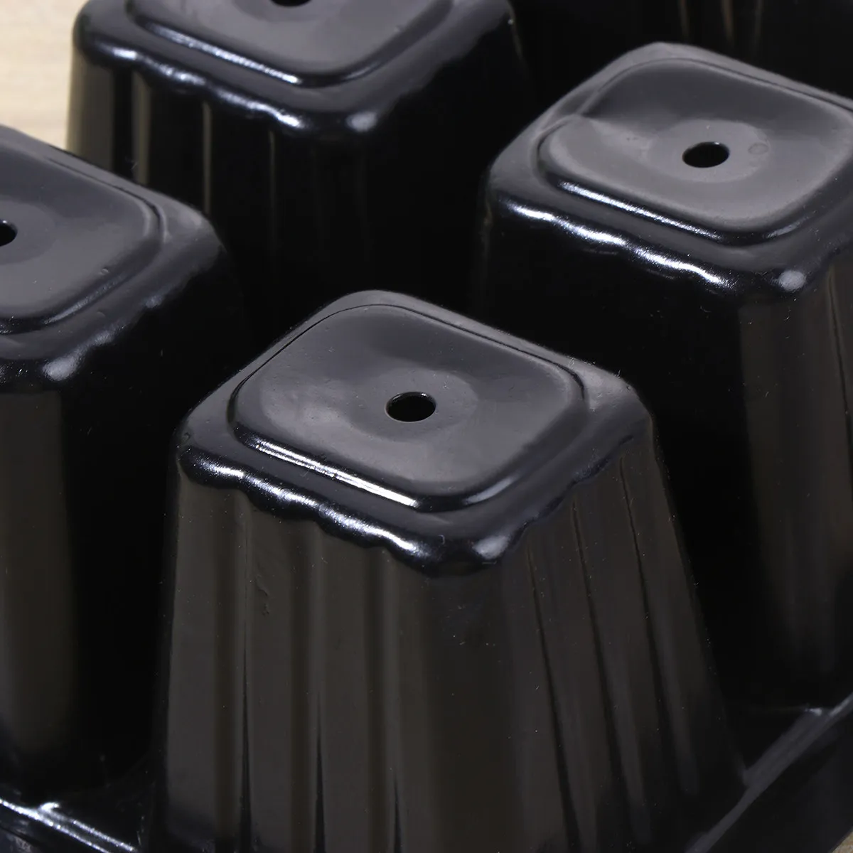 2Sets 6-Cell Breathable Seedling Tray Heavy Duty Plastic Nursery Pot for Indoor Outdoor Gardening Moisture Balancing Plant