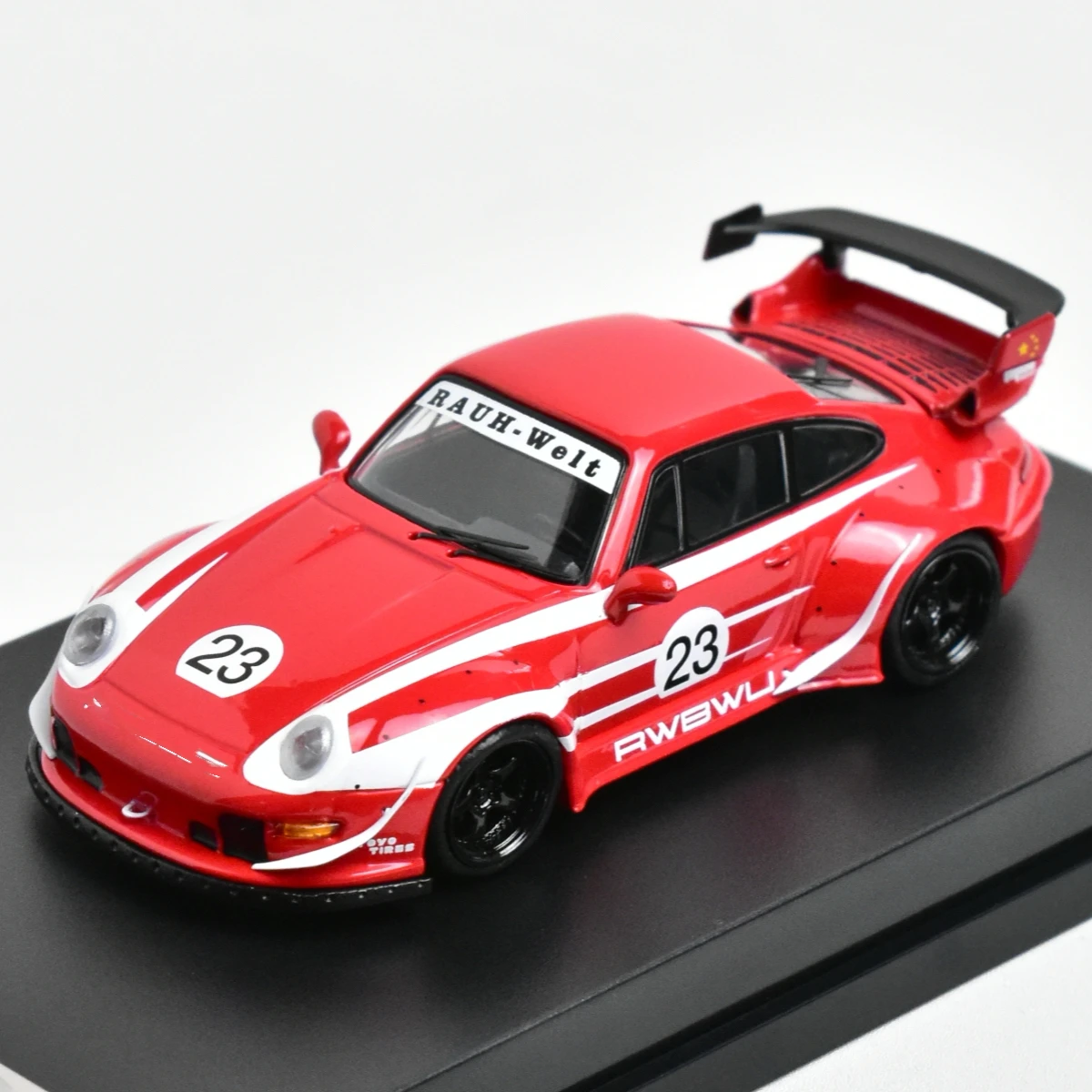 Xf Model 1:64 Compa…