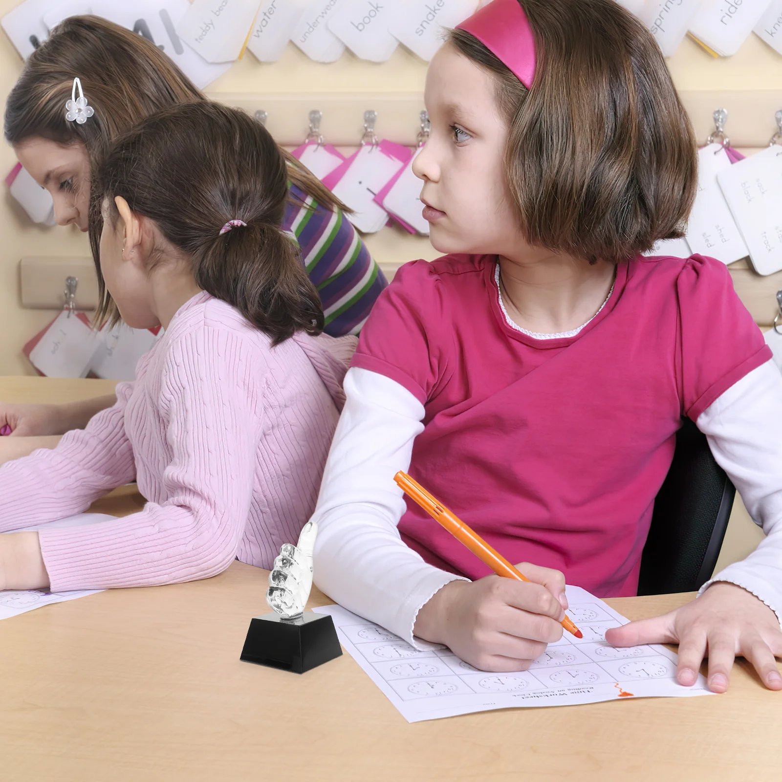 

Хрустальный маленький трофей, мини-награда с большим пальцем вверх, трофей для детского сада, школьного конкурса, приз, игрушечные трофеи