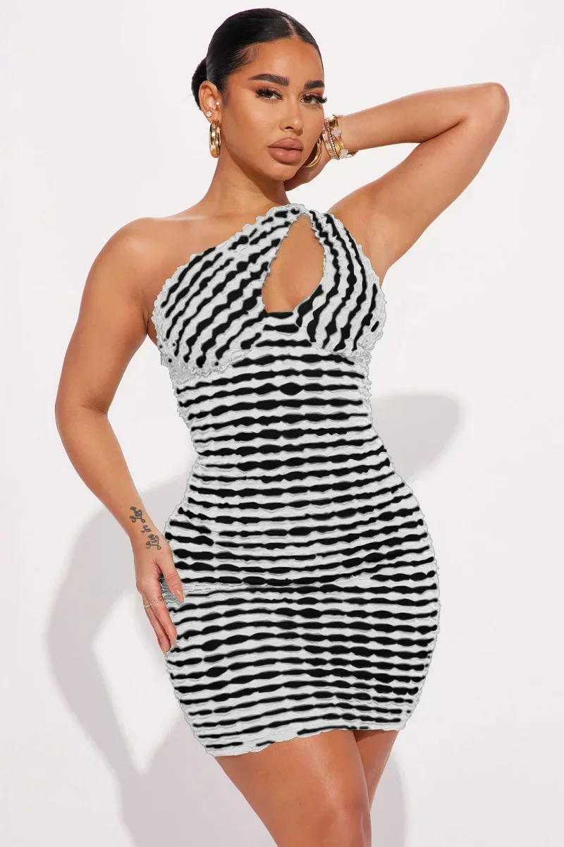 GUWU Een Schouder Uitsparing Mouwloze Gestreepte Midi Bodycon Mini Jurk Vrouwen Sexy Vestidos Mode Avondjurken