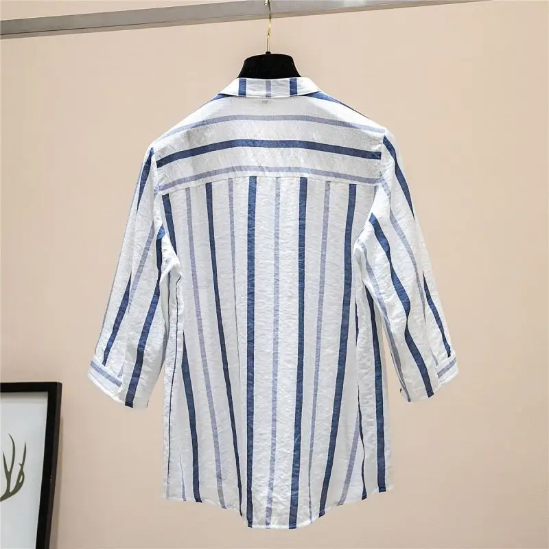 2024 Women\'s New Summer Spliced V-Neck Button Stripe Fashion Casual Loose Quarter Sleeves Vertical Striped Shirt Chiffon Tops