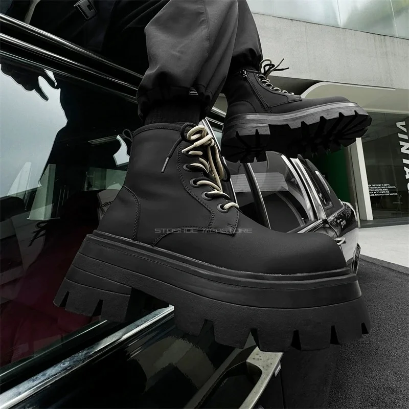 Schwarze Herrenstiefel im Paar-Stil, kurze Schnürstiefel aus Leder für Herbst und Winter, dicke Sohle und intern erhöhte Stiefeletten