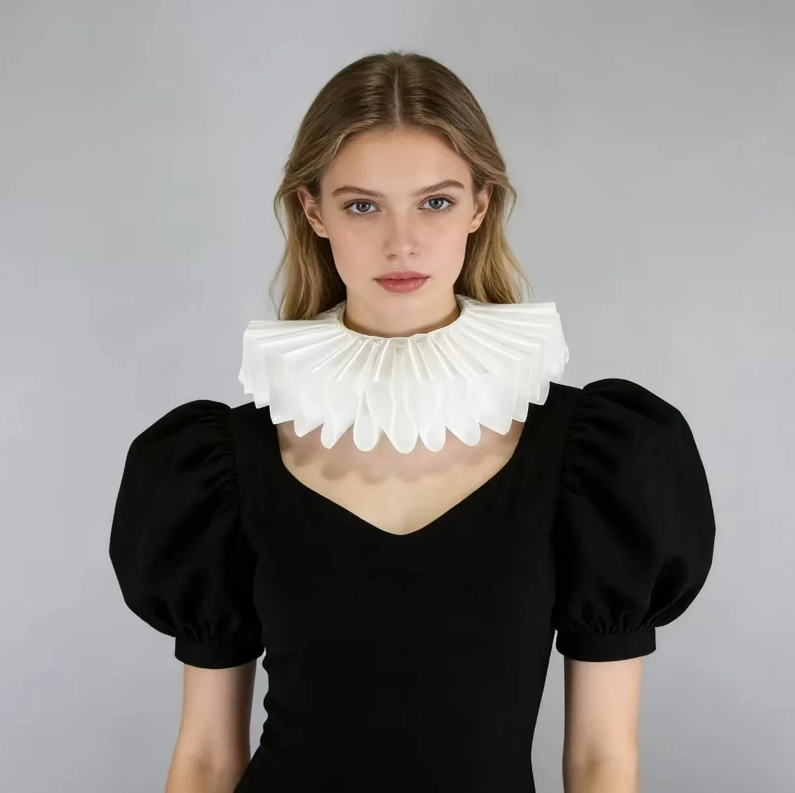 Handmade Vintage Ruff Fake Collar Stylish Neck Accessory, Ideal for Stage Performance and Wedding Shooting Photography Props