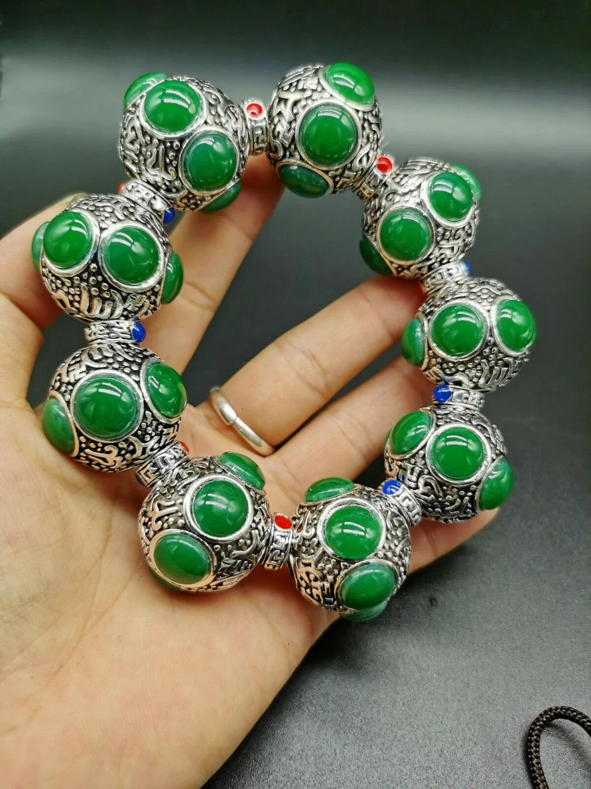 Old Tibet silver Hand-carved flower Tibetan silver inlaid Green jade bracelet