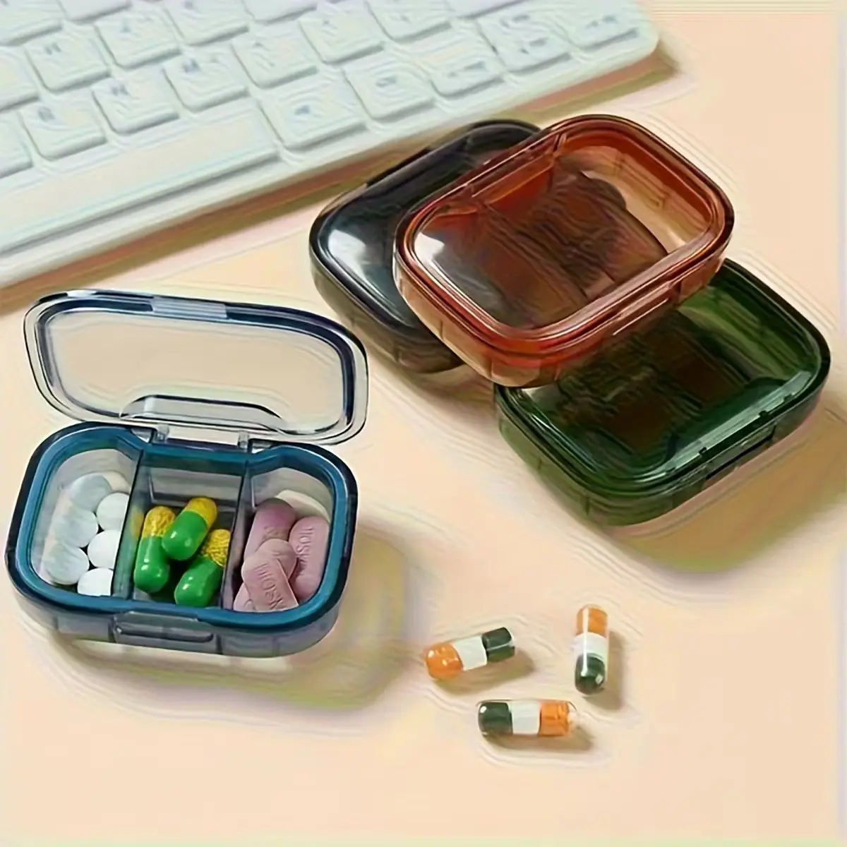 5-Piece Small Pill Box Set, 3-Compartment Travel Pill Organizer, Moisture-Proof Daily Pill Box, for Pocket or Wallet, Portable Container for Medication, Vitamins, and Fish Oil