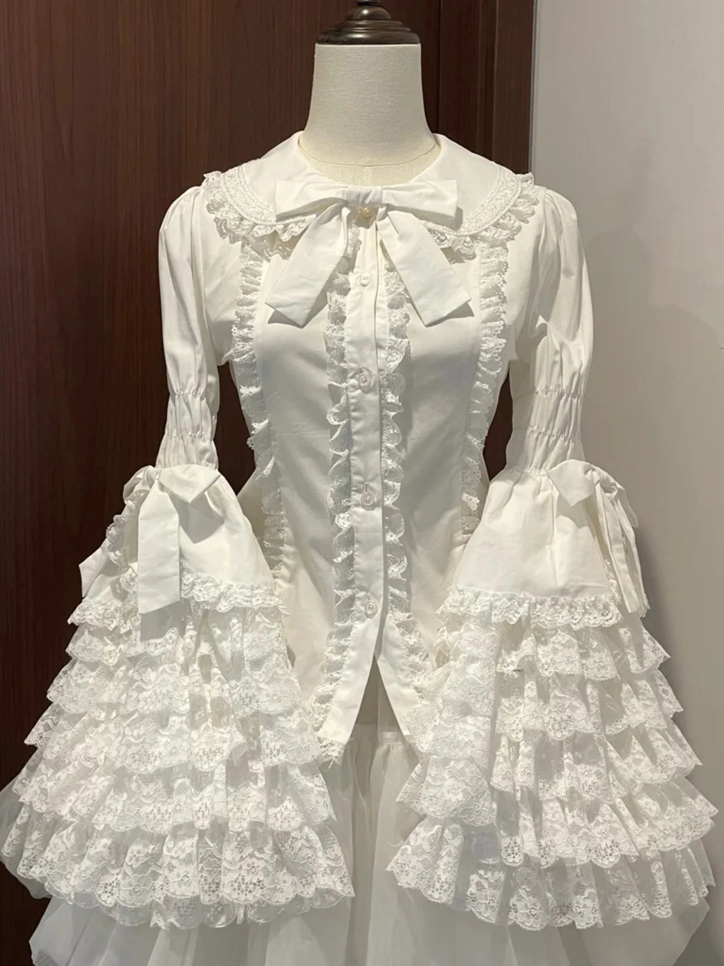 

Lolita Doll Sense Long Sleeve Lace Shirt Inner Wear Gaoshu Sleeve Base Shirt Loose Fit Polyester Fiber Winter Ladies Top