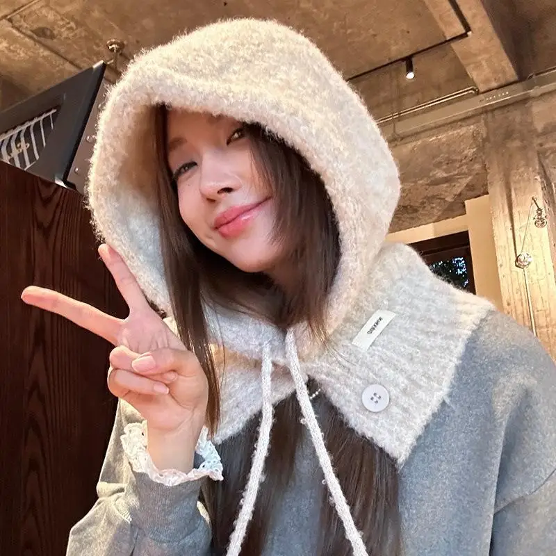 المألوف محبوك قبعة وشاح مجموعة المرأة الخريف الشتاء الدافئة سدادات حماية الأذن قبعة وشاح كومبو تنوعا أنيق قبعة كروية