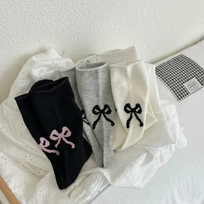 New Lolita Bow Socks White Bow Lace Socks Middle Tube Japanese College Style Princess Socks Sweet JK Streetwear Hosiery Stock image 5
