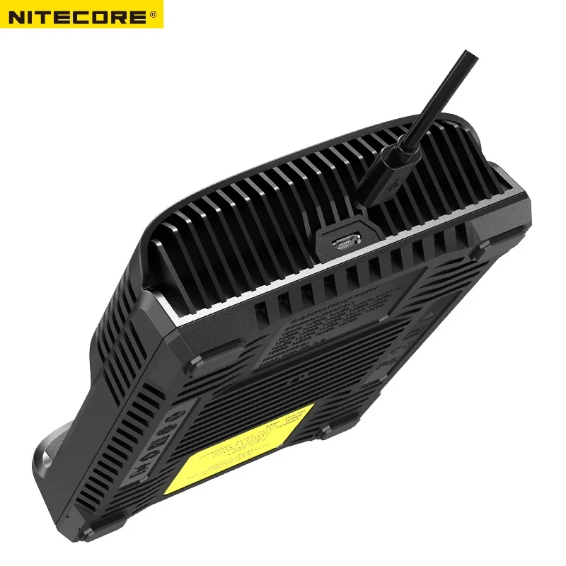 NITECORE UMS4 pengisi daya baterai Universal USB layar LCD Output pengisian daya cerdas QC untuk obor 26650 18650 21700 16340 18350