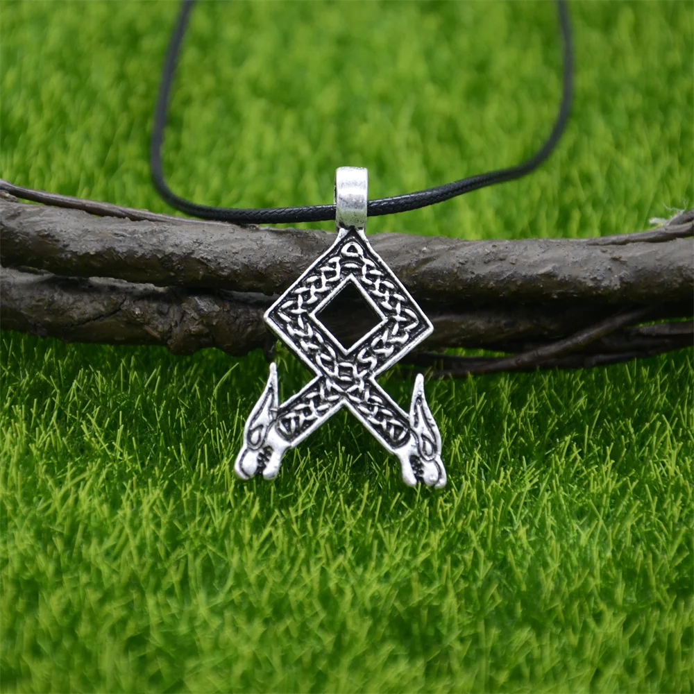 Nostalgia Norse Viking Pendant Rune Othala Amulet Wolf Necklace Gothic Mens Womens Jewelry