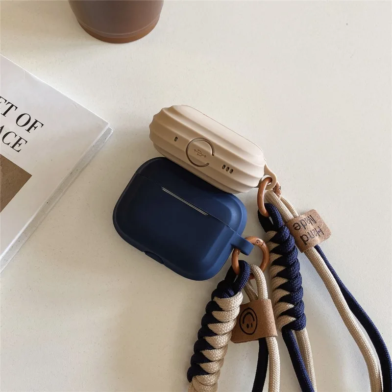 حافظة من السيليكون لأجهزة AirPods 4 3 2 1 حافظة واقية لسماعات الأذن اللاسلكية أغطية لسماعات Apple AirPods Pro2 مع قلادة 2025 #6