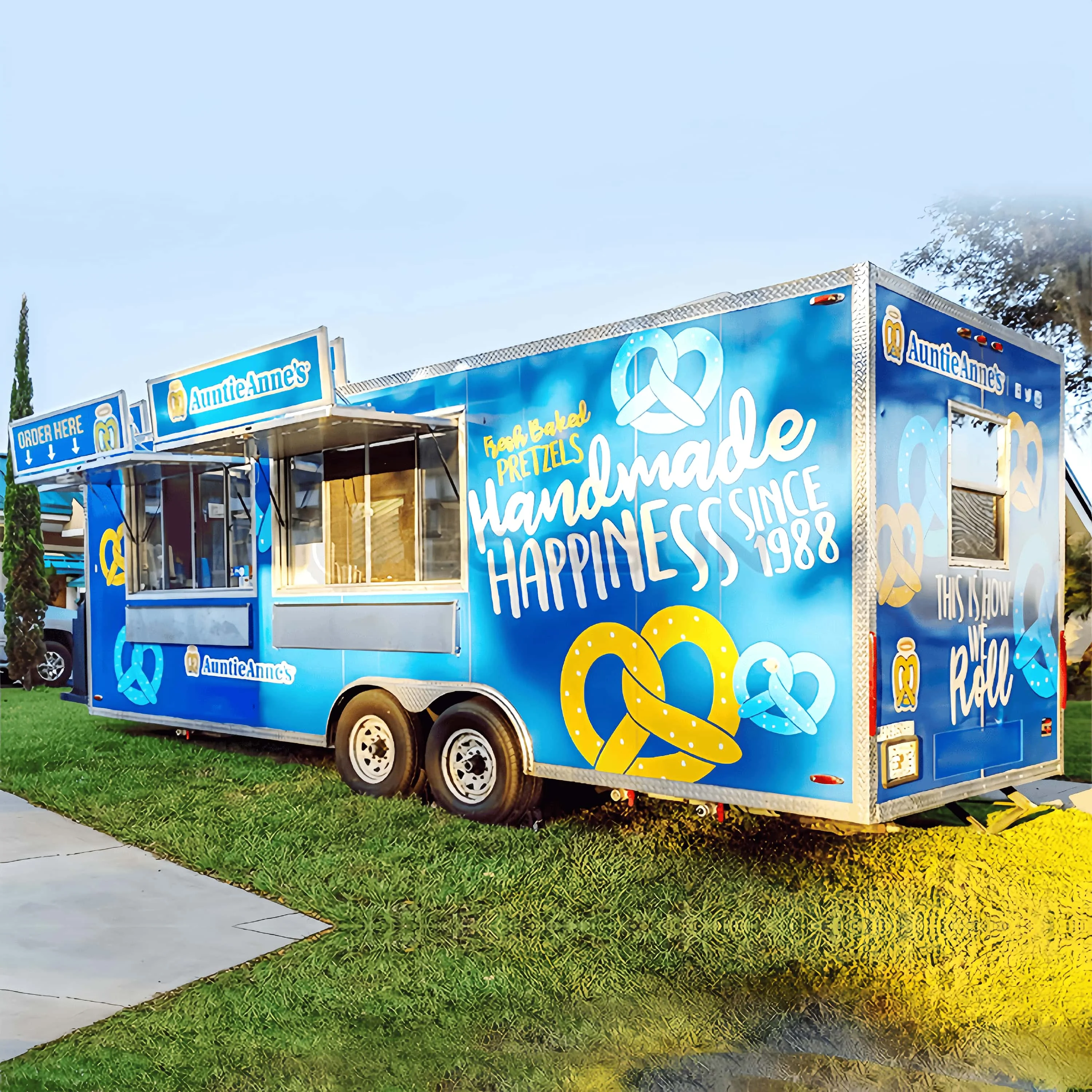 

Customzied Food Truck Trailer Ice Cream Waffle Catering Cart Tent Caravan for Camping Mobile Catering Truck