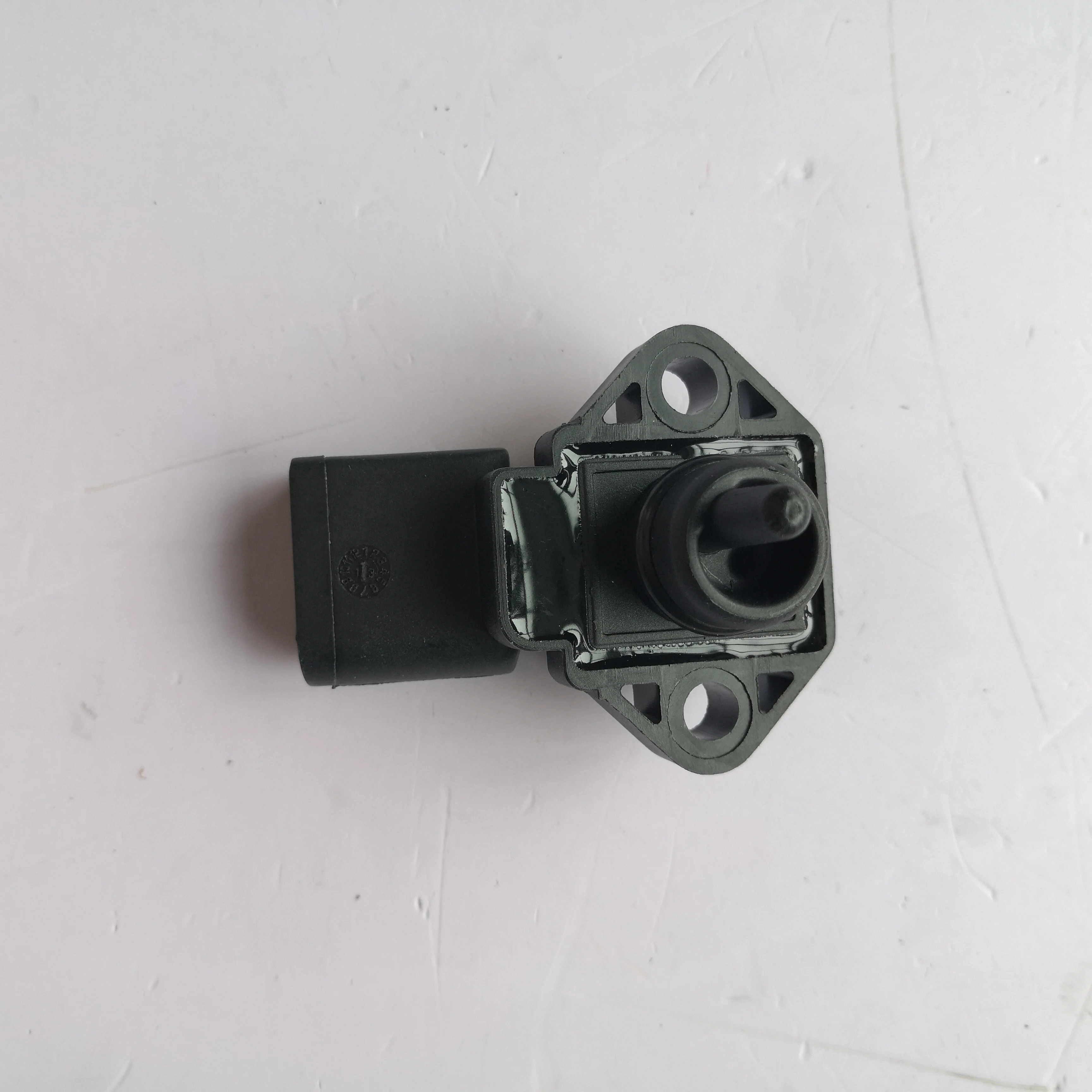 0261230011 Original Intake Air Pressure Sensor MAP Sensor for DFM CHANA 6350 6371 6363 465 474 DFSK HAFEI MINYI