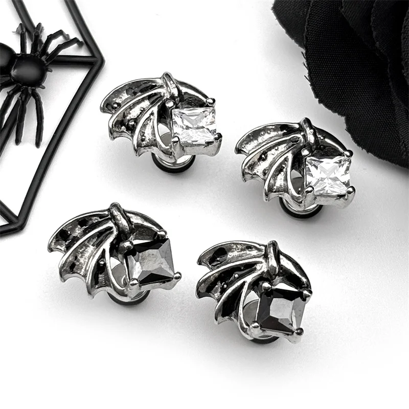 

1PC Gothic Punk Black Bat Wing Stud Earrings For Women Men Stainless Steel Silver Color Square Rhinestones Earrings Jewelry