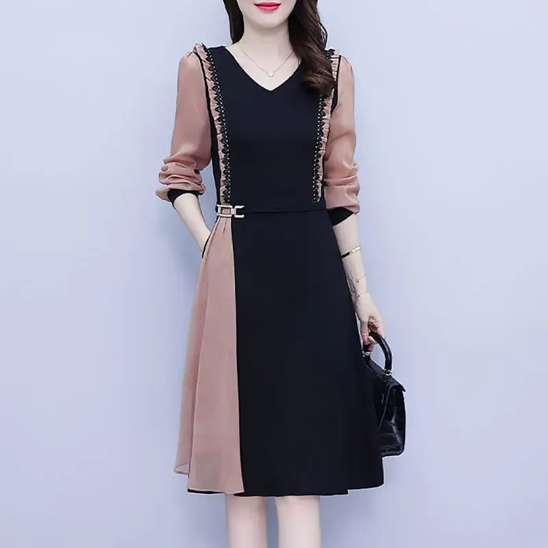 

Women's Spring Autumn New Fashionable Elegant V-neck Long Sleeve Pullover Casual Versatile Western Commuter Splicing Y2K Dress