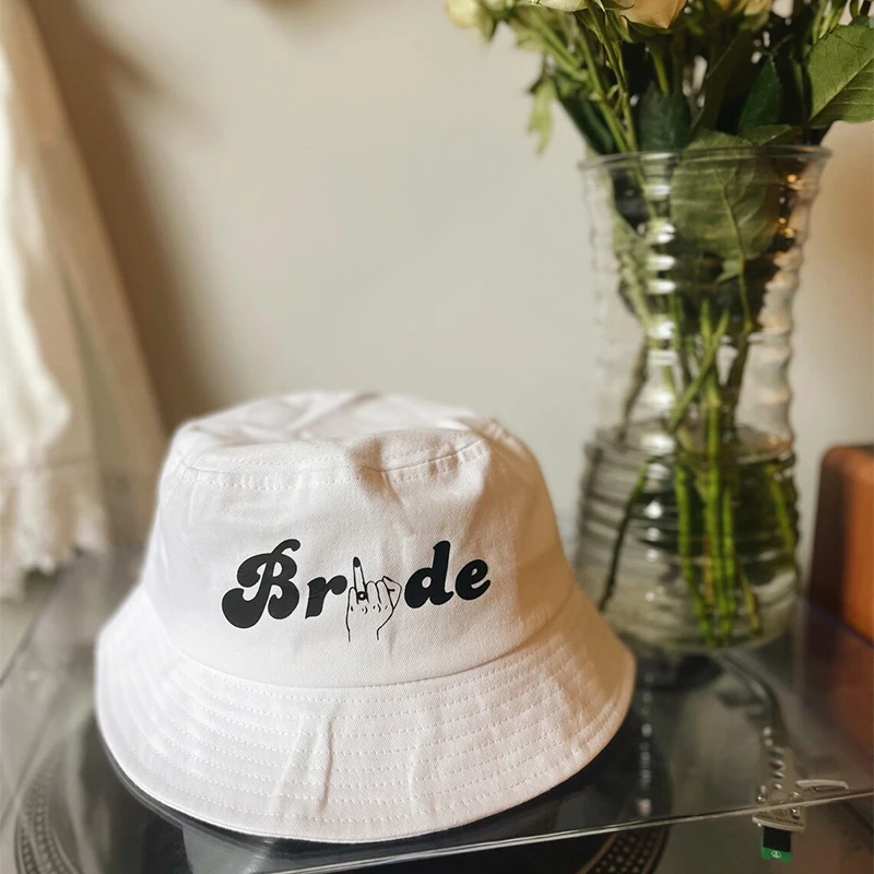 Bridal Bucket Hat Female Beach Pool Marriage Wedding Engagement Party Bridal Gift Travel Fashion New Fishing Cap Gift Wholesale