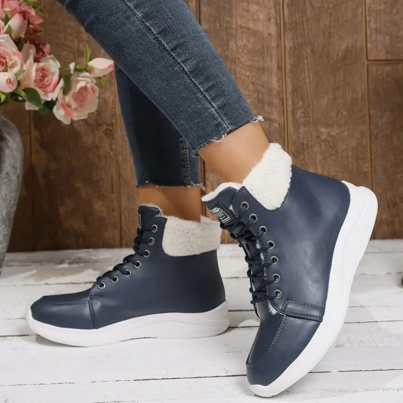 

Модная повседневная элегантная женская обувь на плоской подошве со шнуровкой и круглым носком, зимние теплые новые удобные однотонные полусапожки с высоким берцем