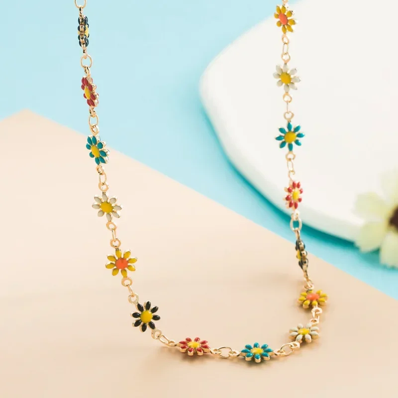 Flower Daisy Clavicle Chain Necklace for Women Girls Korean Style Sweet Short Choker Statement Wedding Bridal Jewelry Bracelet