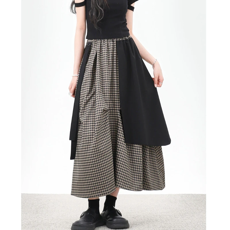 

Новинка 2026 года: Женская свободная повседневная юбка А-силуэта с асимметричным дизайном, клетчатыми вставками и плиссировкой, длина до середины икры, модель T178