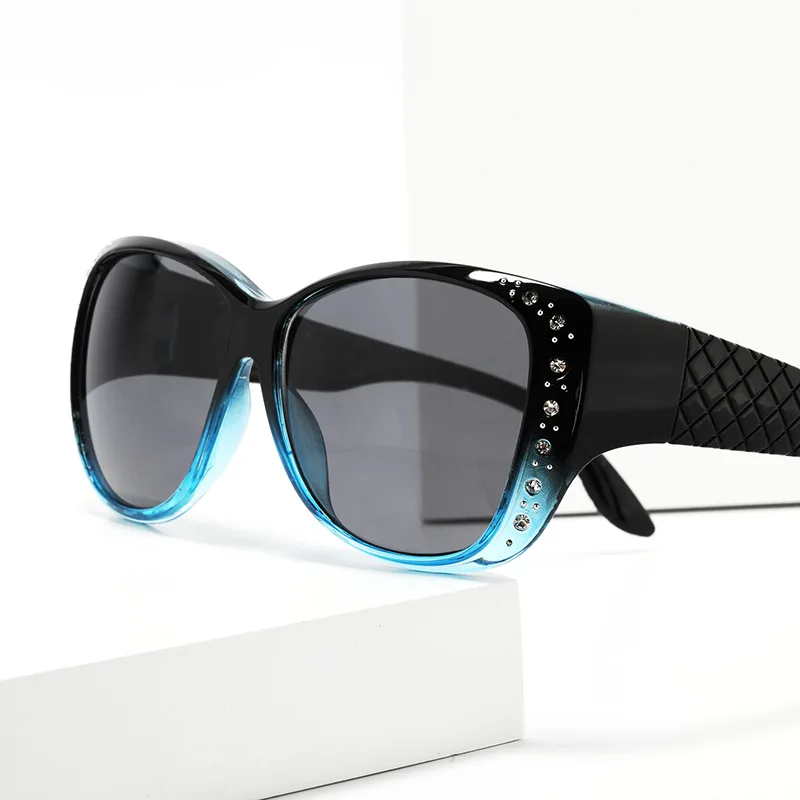 

European&American Retro Fashion Diamond-encrusted Sunglasses Women's Trend Big Face Showing Thin Glasses Frame Polarized Lenses