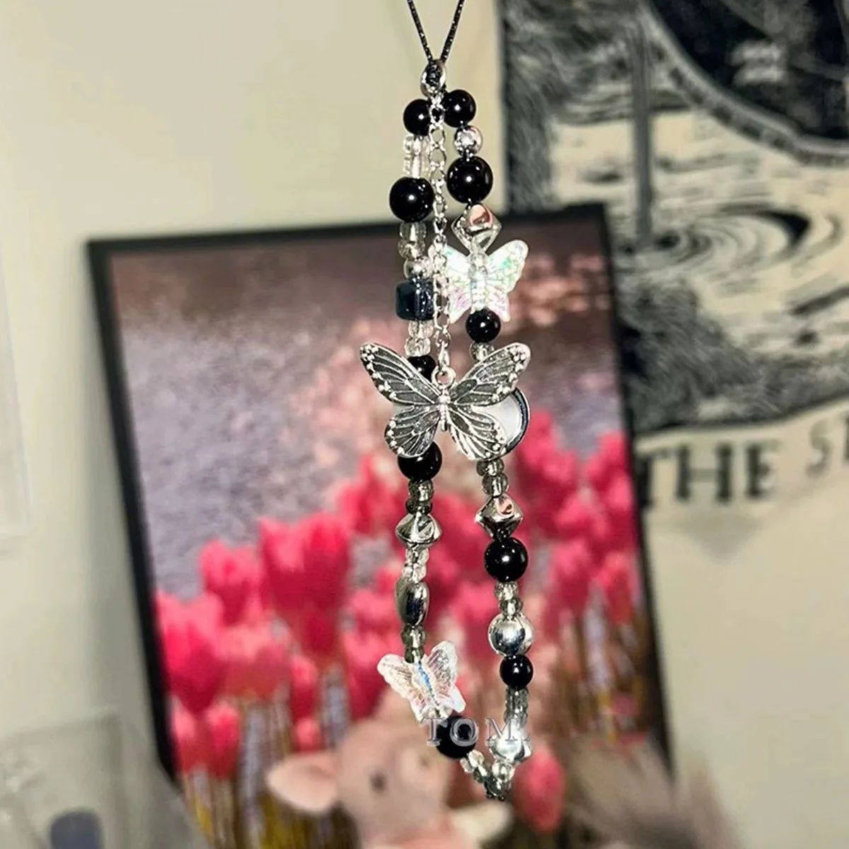 Japanese And Korean Spicy Girl Butterfly Black And White Mobile Phone Chain CCD Camera Unique Bead Hanging Rope Chain