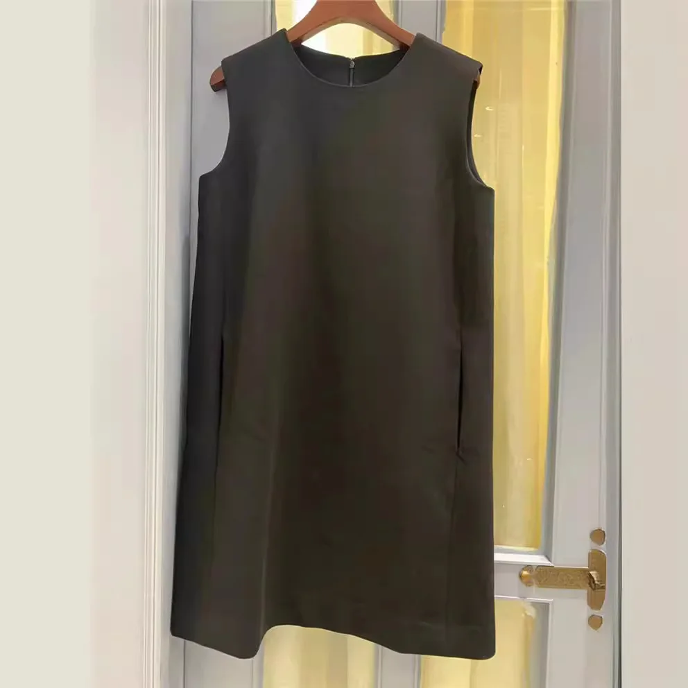 High Quality Straight Sleeveless Dress