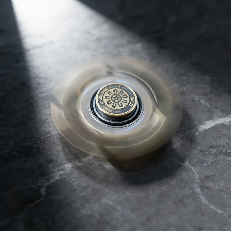 Vintage Messing Fidget Spinner Stressabbauendes Spielzeug EDC Desktop Ornament Tragbares Stressabbau- und Entspannungsspielzeug