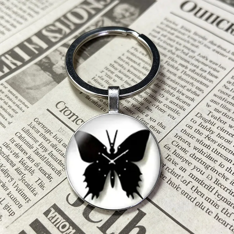 Black Silhouette Butterfly Shaped Clock Dial Keychain Minimalist White Key Holder Popular And Exquisite　Pendant