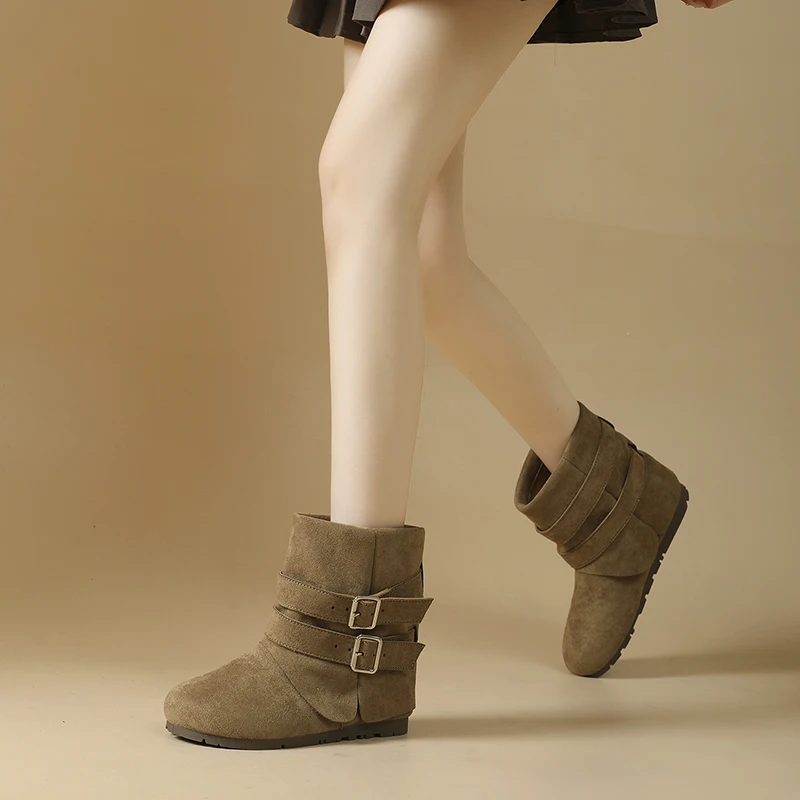 CRLAYDK ريترو المرأة قصيرة حذاء من الجلد الانزلاق على الشتاء مشبك حذاء مسطح عادية مريحة السيدات المشي جولة تو الجوارب