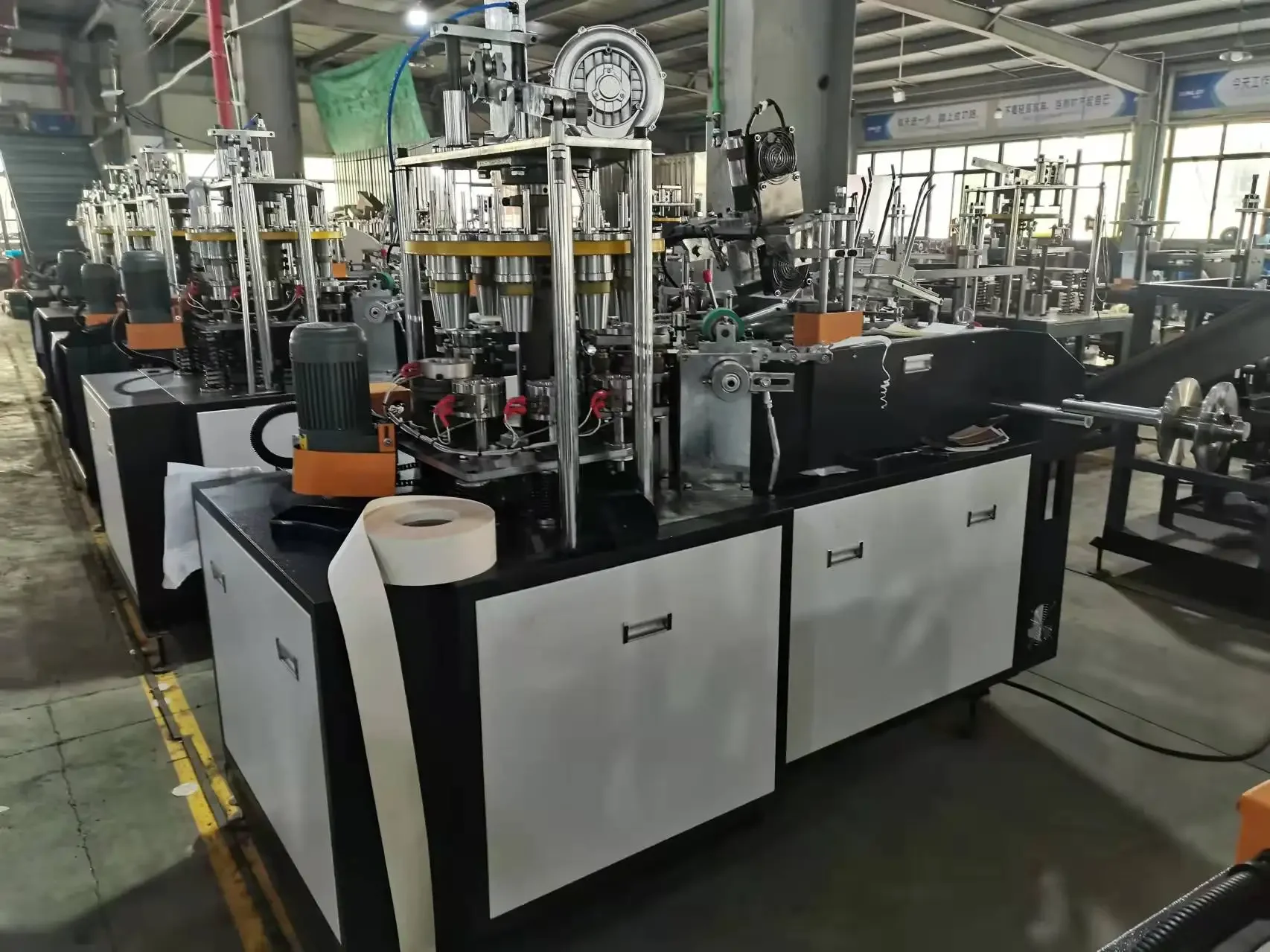 Fully Automatic Disposable Carton Cup Forming Machine Single Double PE Coating Hot Cold Drink Juice Paper Cup Making Machine