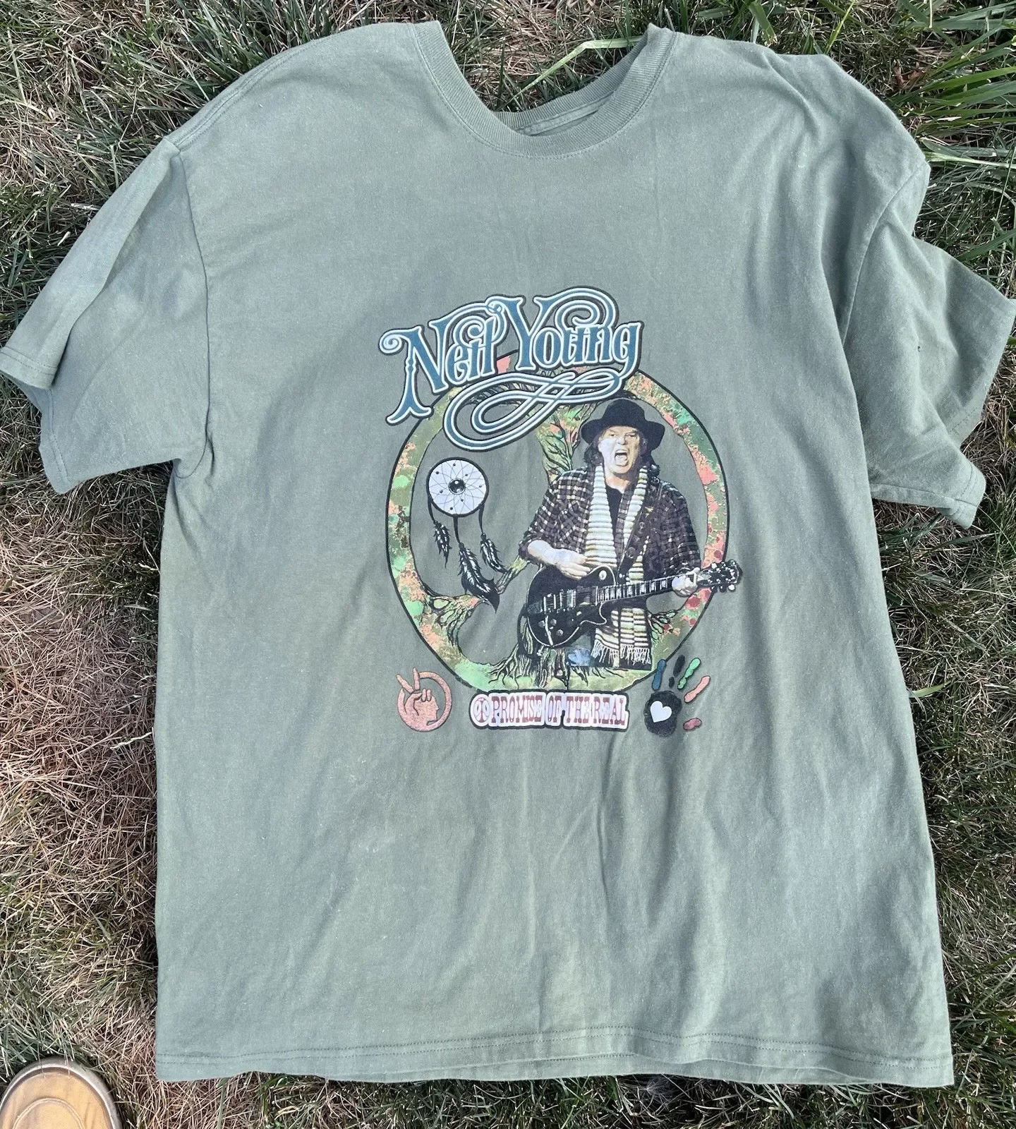 neil young Promise Of The Real Tour Tshirt Size XL double Sided