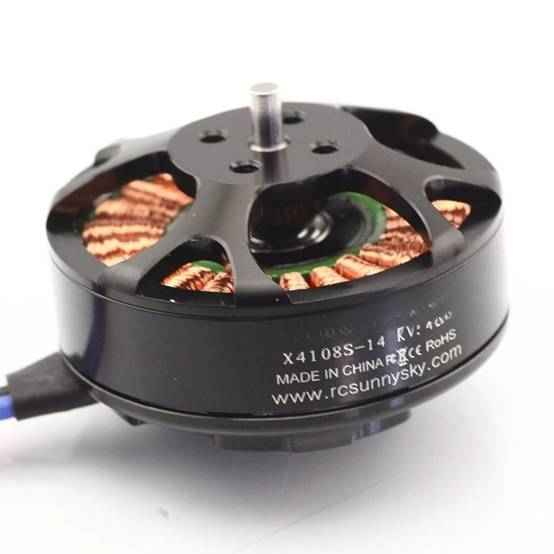 

Multi-rotor cross-body disc motor motor
