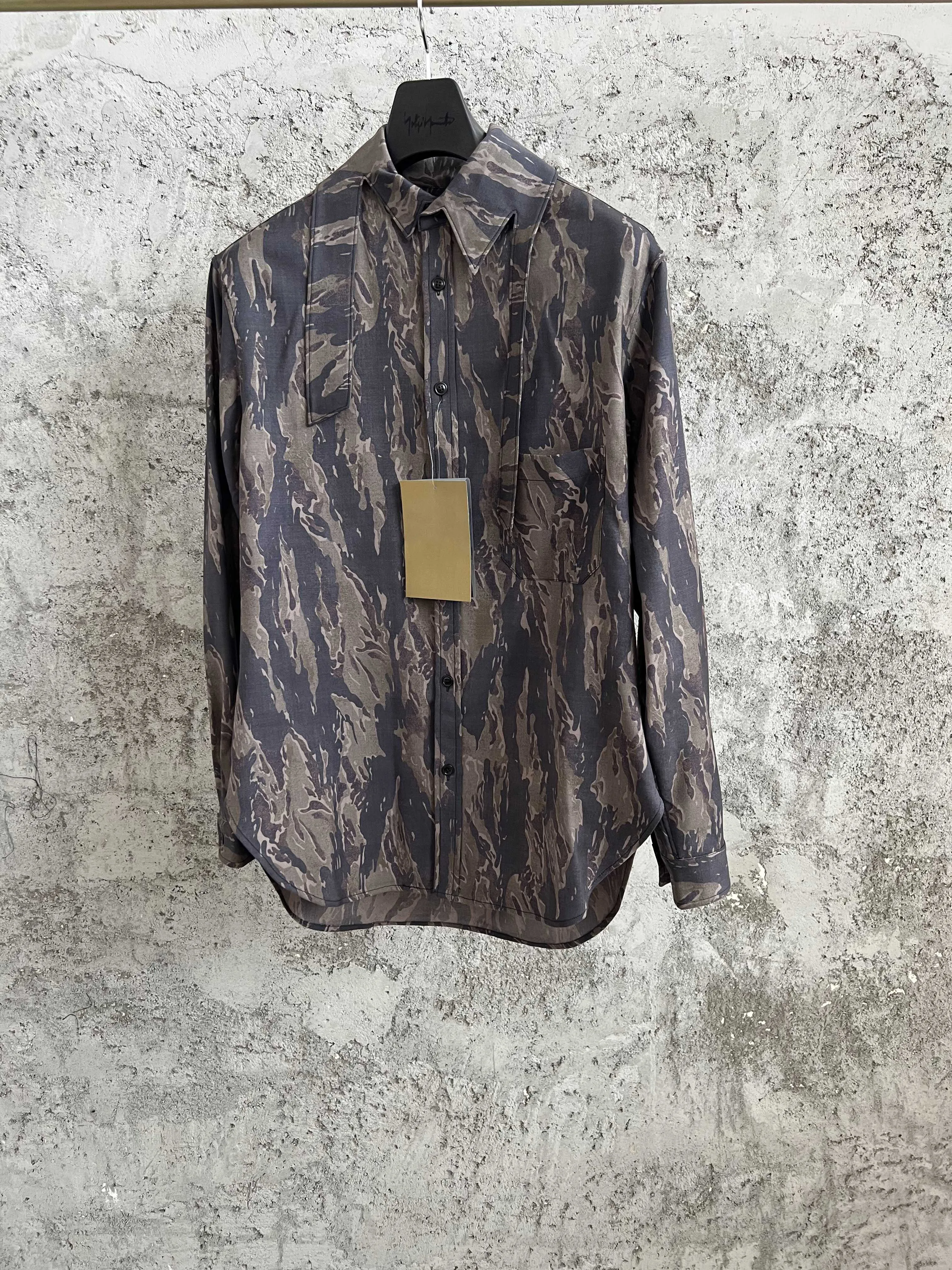 Camouflage shirt, casual printed ribbon wool design men's wear