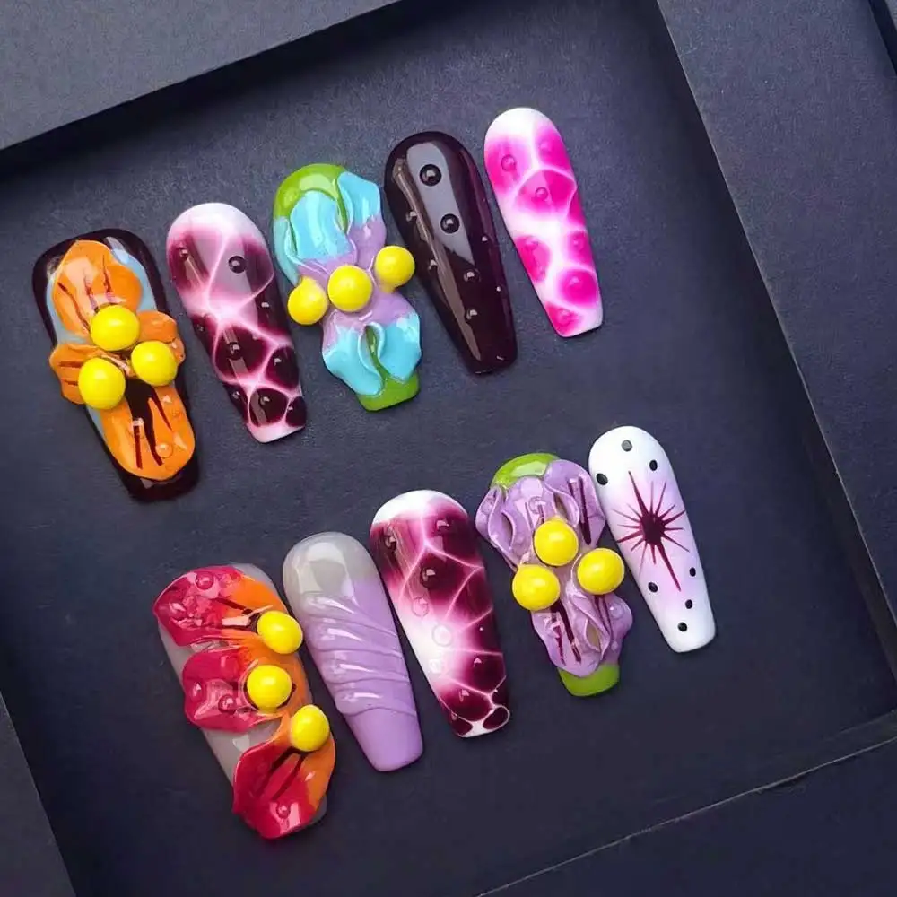 

10 шт., 3D резной цветок ручной работы, градиентные лепестки, декор, накладные ногти в кристальную полоску, носимые квадратные накладные ногти средней длины в стиле ретро