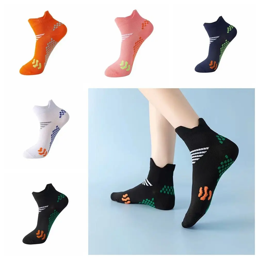 Polyester Sports Anti-odor Socks Deodorous 5 Colors Short Breathable Ankle Socks Free Size Anti-slip Football Socks Football