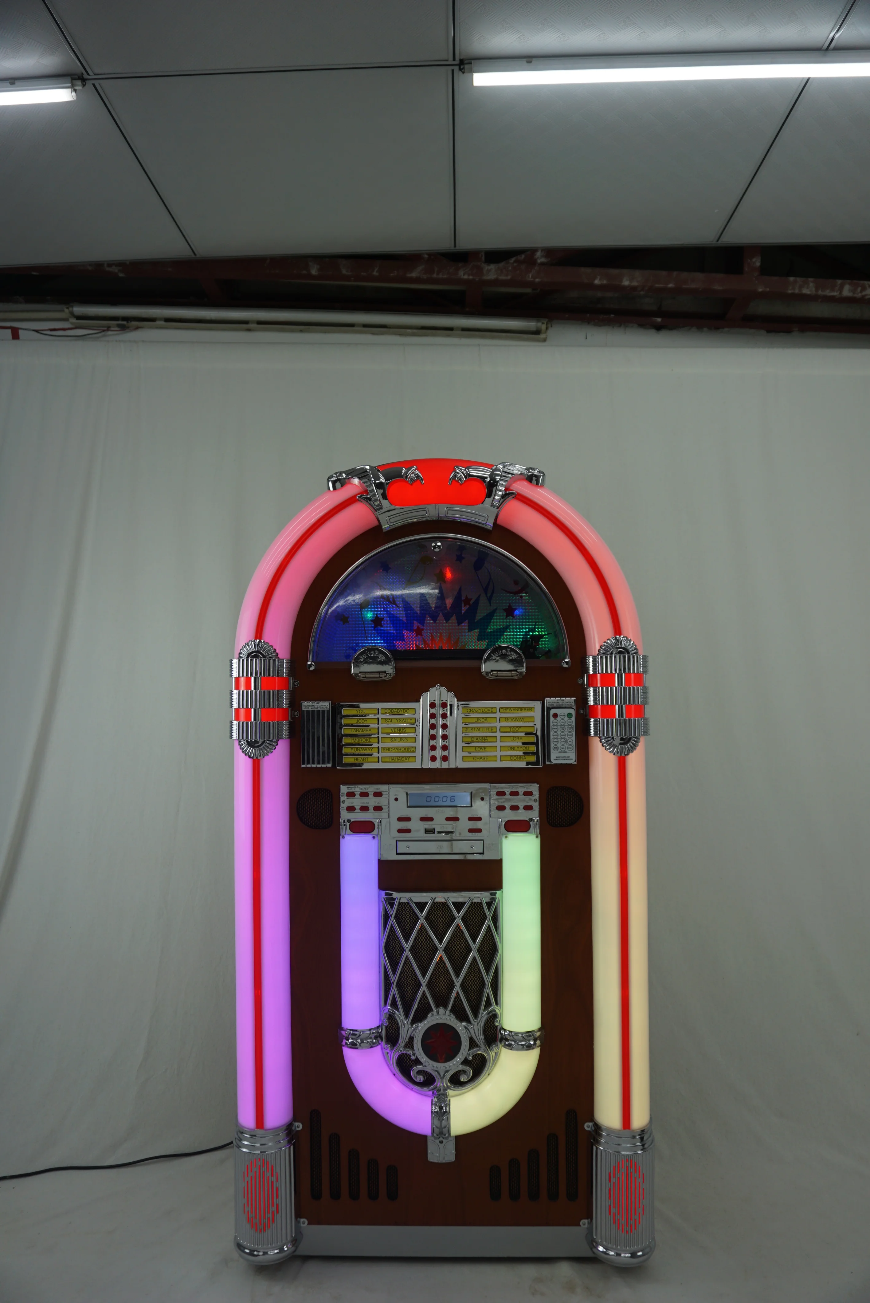 American Retro Style Digital Jukebox for Bluetooth USB SD Card