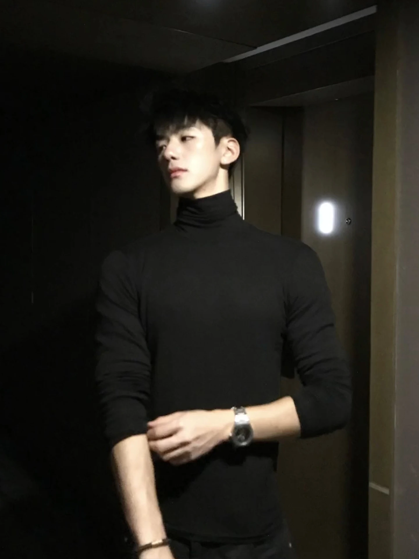 

Men's High Collar Fce Lined Thi Knit Sweater Winter Warm Casual Inner Wear Bla Restrained Sli Korean Sle Knitted...